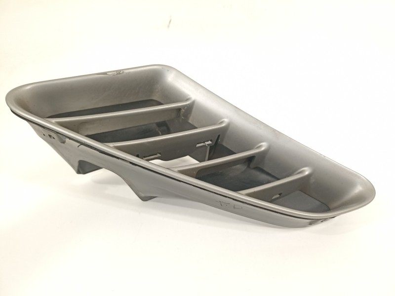 Recambio de moldura para porsche boxster (tipo 987) básico referencia OEM IAM 98750475001  