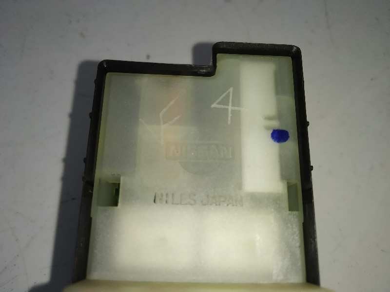 Recambio de mando elevalunas delantero izquierdo para nissan almera (n16/e) acenta referencia OEM IAM   