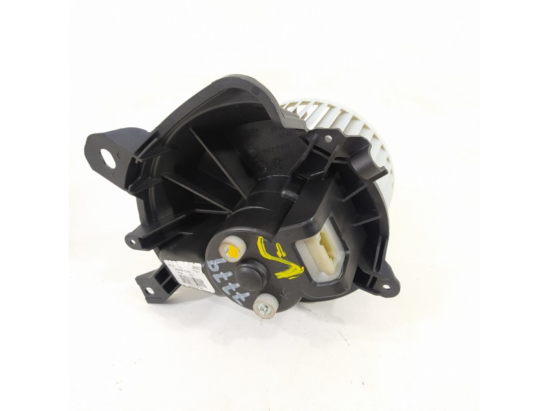 Recambio de ventilador calefaccion para opel corsa e selective referencia OEM IAM 13335075 164230100 