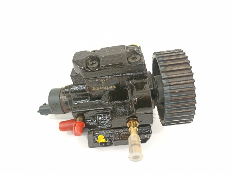 Recambio de bomba inyeccion para alfa romeo gt (125) 1.9 jtd 16v m-jet / distinctive / sport (10.06) referencia OEM IAM 04450100