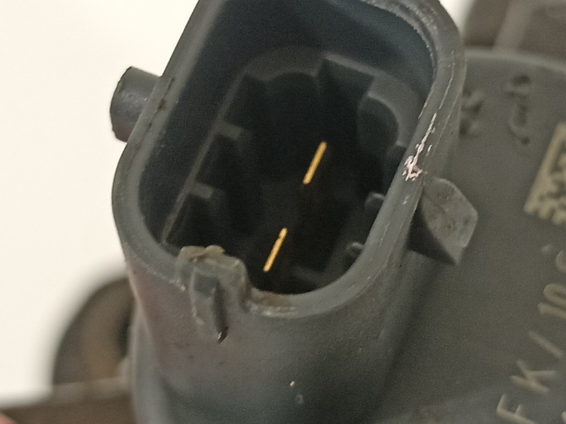 Recambio de bomba inyeccion para alfa romeo gt (125) 1.9 jtd 16v m-jet / distinctive / sport (10.06) referencia OEM IAM 04450100