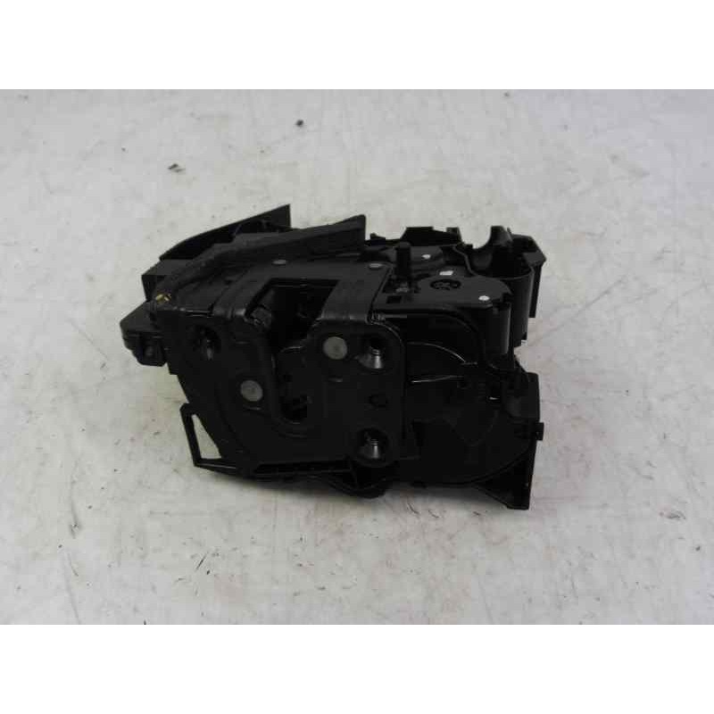 Recambio de cerradura puerta trasera izquierda para renault megane iv berlina 5p gt-line referencia OEM IAM 825032022R 16943020 