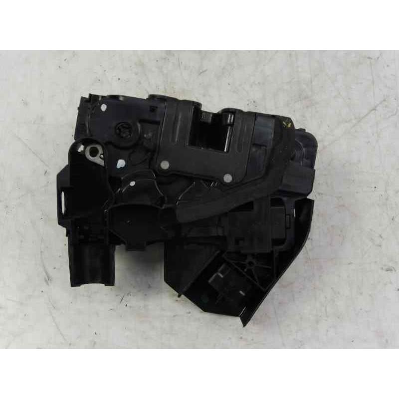 Recambio de cerradura puerta trasera izquierda para renault megane iv berlina 5p gt-line referencia OEM IAM 825032022R 16943020 