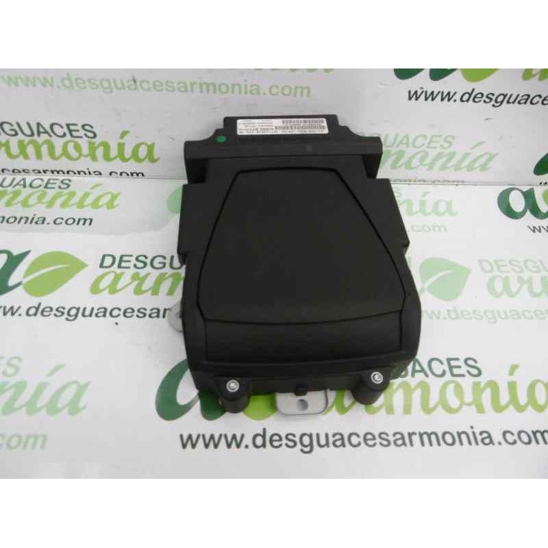 Recambio de no identificado para peugeot 5008 allure referencia OEM IAM 96665877  