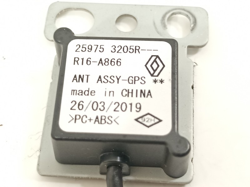 Recambio de antena para renault talisman business referencia OEM IAM 259753205R  