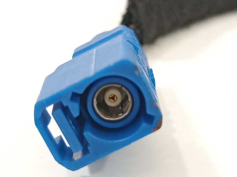 Recambio de antena para renault talisman business referencia OEM IAM 259753205R  