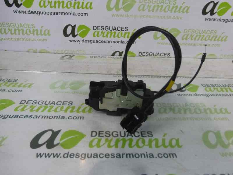 Recambio de cerradura puerta delantera derecha para renault kangoo furgón compact comfort referencia OEM IAM 8200497604D  
