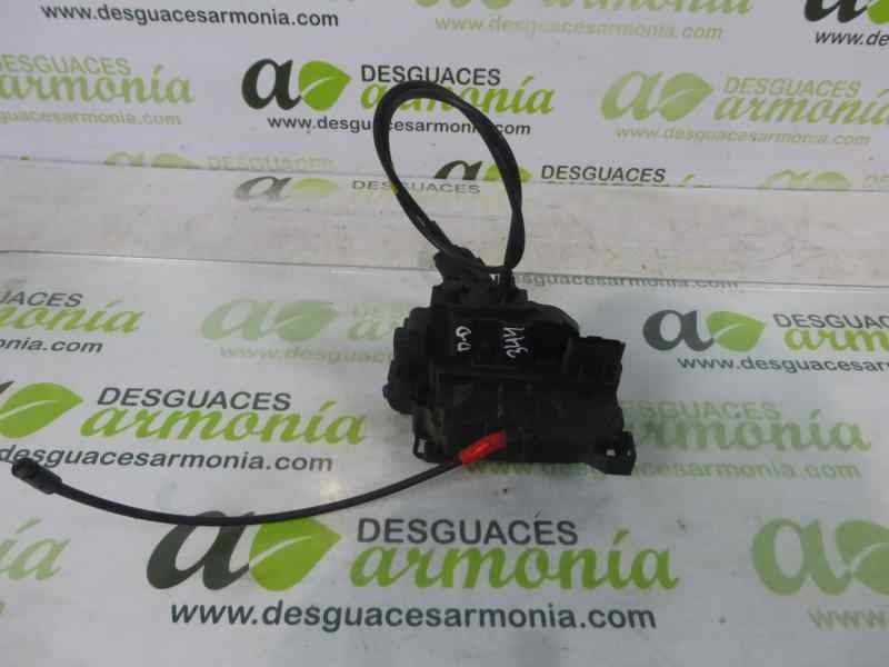 Recambio de cerradura puerta delantera derecha para renault kangoo furgón compact comfort referencia OEM IAM 8200497604D  