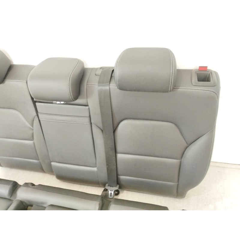 Recambio de asientos traseros para mercedes-benz clase b (w246) b 200 cdi (246.208) referencia OEM IAM   