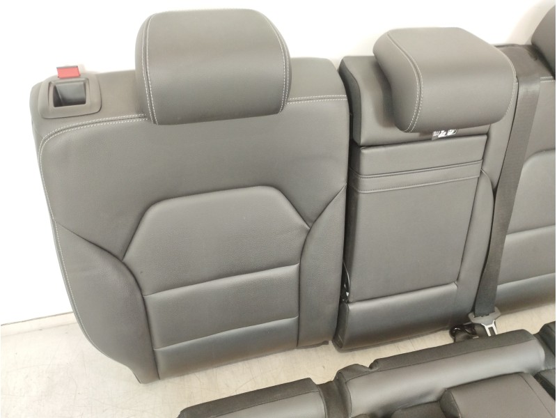 Recambio de asientos traseros para mercedes-benz clase b (w246) b 200 cdi (246.208) referencia OEM IAM   