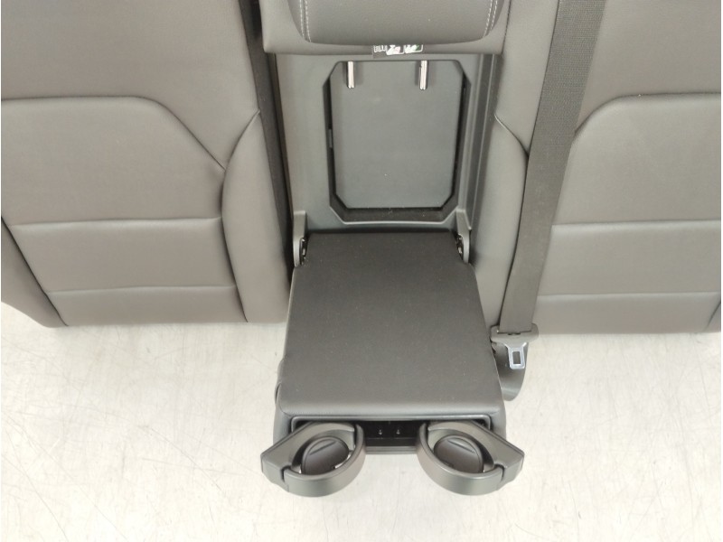 Recambio de asientos traseros para mercedes-benz clase b (w246) b 200 cdi (246.208) referencia OEM IAM   