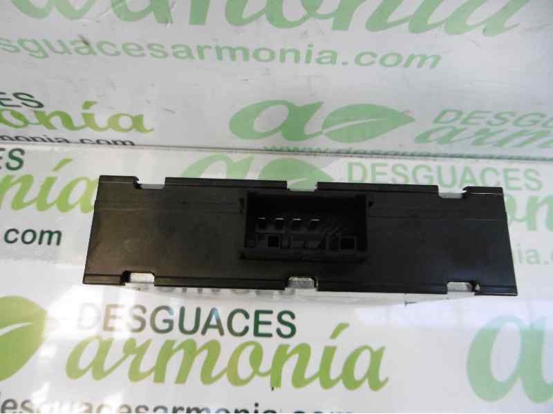 Recambio de no identificado para bmw serie 1 berlina (e81/e87) 118d referencia OEM IAM 8ES00947920 6142912708802 