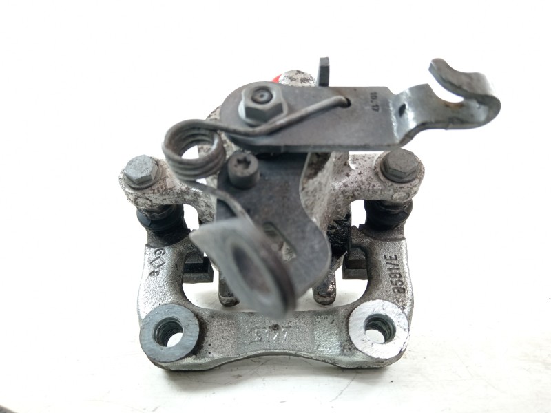 Recambio de pinza freno trasera derecha para skoda octavia combi (5e5) ambition referencia OEM IAM 5Q0615424A  