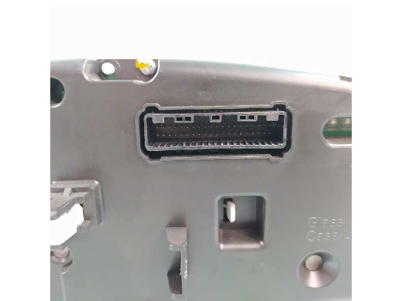 Recambio de cuadro instrumentos para toyota verso advance referencia OEM IAM 838000F520 2574902744 