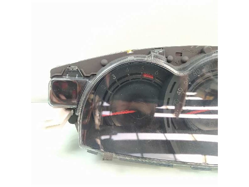 Recambio de cuadro instrumentos para toyota verso advance referencia OEM IAM 838000F520 2574902744 