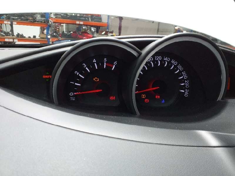 Recambio de cuadro instrumentos para toyota verso advance referencia OEM IAM 838000F520 2574902744 
