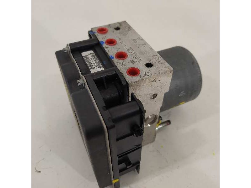 Recambio de abs para toyota verso advance referencia OEM IAM 445400F070  