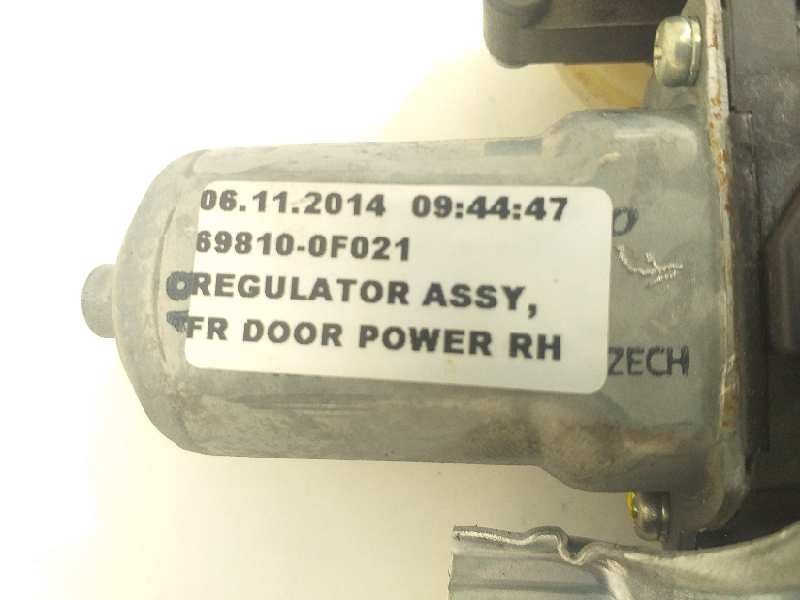 Recambio de elevalunas delantero derecho para toyota verso advance referencia OEM IAM 698100F021  