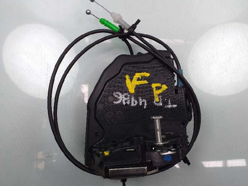 Recambio de cerradura puerta trasera derecha para toyota verso advance referencia OEM IAM 690500F031  