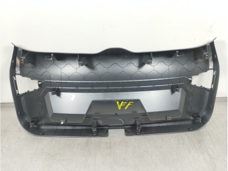 Recambio de moldura para seat arona xperience referencia OEM IAM 6F9867801  