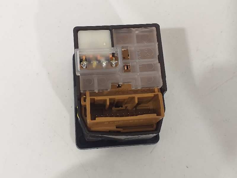 Recambio de mando retrovisor para toyota verso advance referencia OEM IAM 183639  