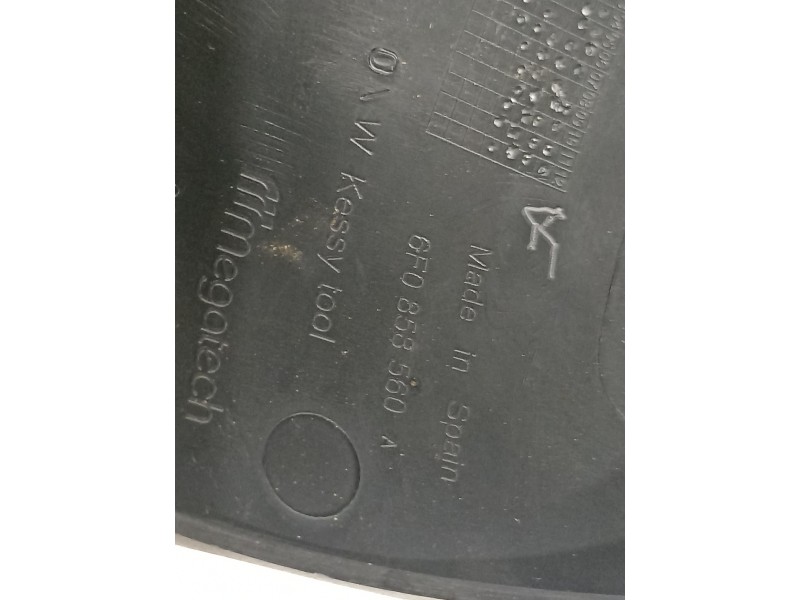 Recambio de moldura para seat arona xperience referencia OEM IAM 6F0858559 6F0858560A 