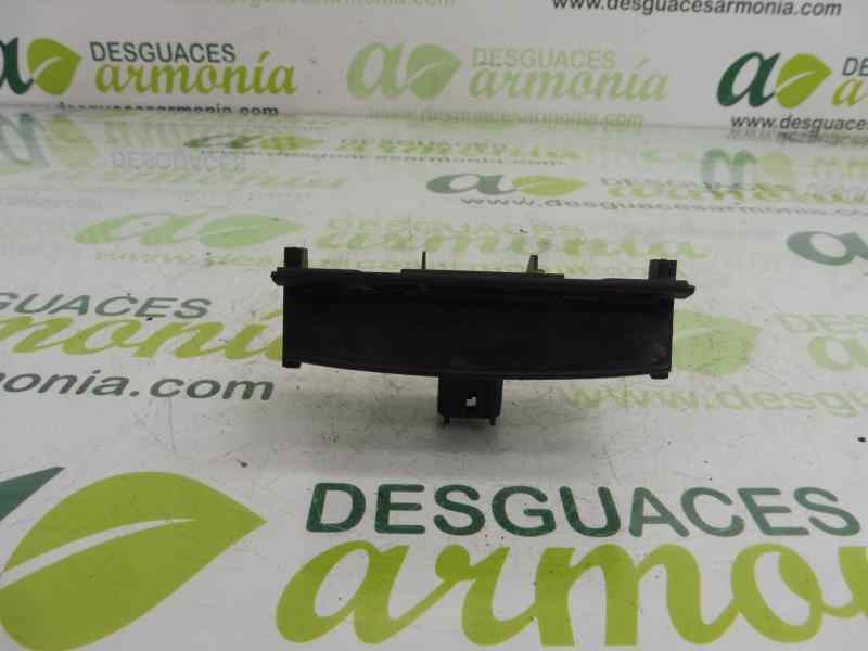 Recambio de maneta exterior porton para peugeot 308 sw sport referencia OEM IAM 9638615777  