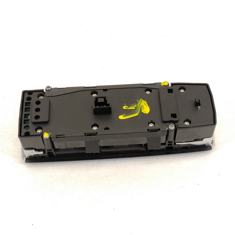 Recambio de mando elevalunas delantero izquierdo para mercedes-benz clase b (w246) b 200 cdi (246.208) referencia OEM IAM A16690