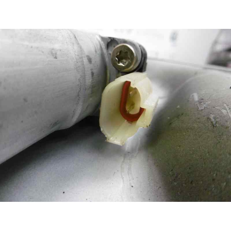 Recambio de elevalunas trasero izquierdo para kia cerato 2.0 lx crdi familiar (5-ptas.) referencia OEM IAM 834702F020  