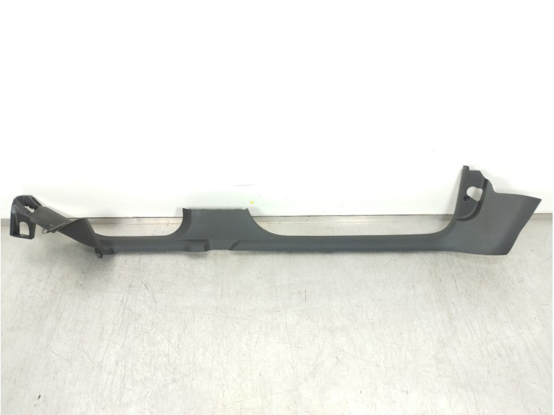 Recambio de molduras delanteras para seat arona xperience referencia OEM IAM 6F0863483  