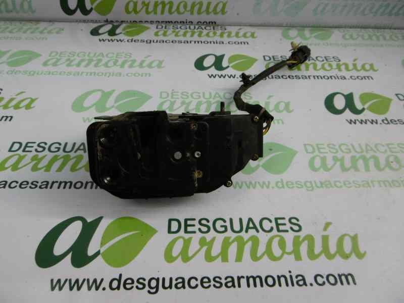 Recambio de cerradura puerta trasera izquierda para kia cerato 2.0 lx crdi familiar (5-ptas.) referencia OEM IAM   