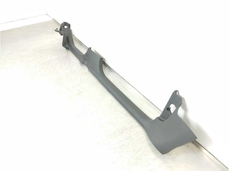 Recambio de molduras delanteras para seat arona xperience referencia OEM IAM 6F0863483  