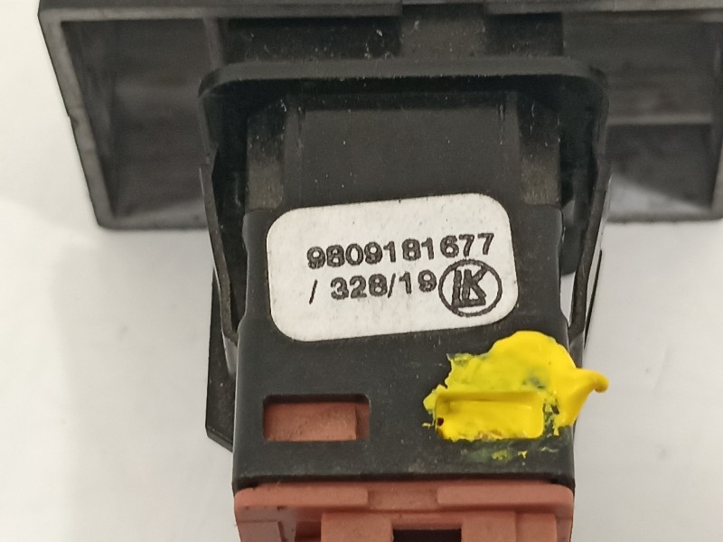 Recambio de warning para citroën jumpy fugón club m referencia OEM IAM 9809181677  