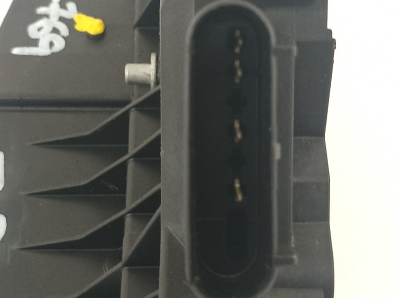 Recambio de cerradura puerta trasera derecha para ford focus lim. business referencia OEM IAM BM5AA26412AH  