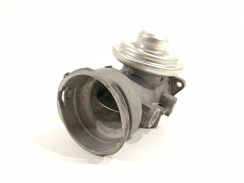 Recambio de valvula egr para seat leon (1m1) sport f.r. referencia OEM IAM 038131501T 056129637L 
