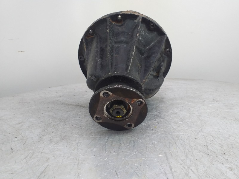 Recambio de diferencial trasero para nissan trade 100 referencia OEM IAM   