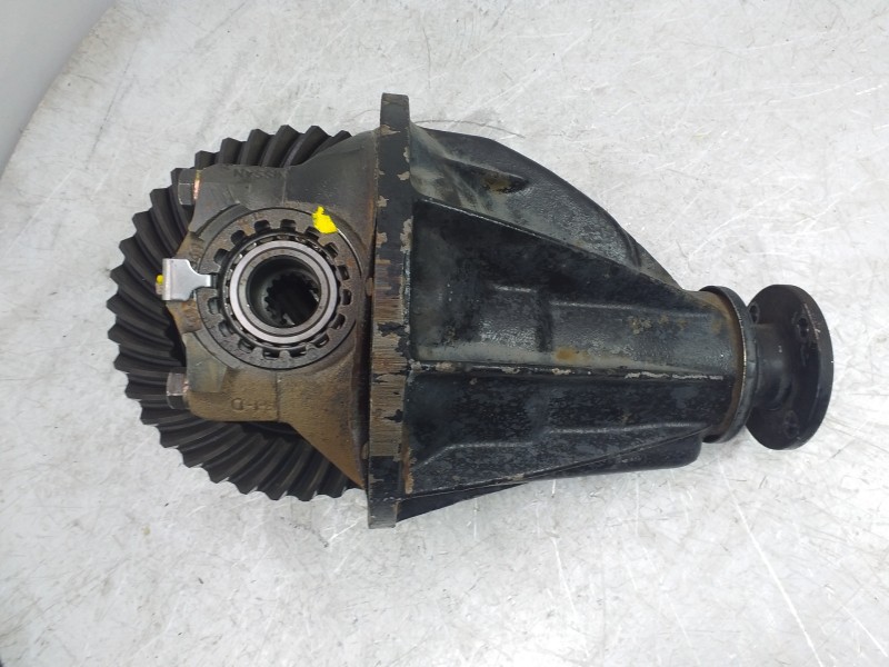 Recambio de diferencial trasero para nissan trade 100 referencia OEM IAM   