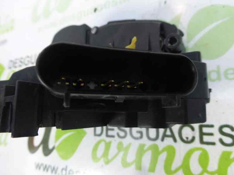 Recambio de cerradura puerta delantera izquierda para ford fiesta (cb1) trend referencia OEM IAM 8A6AA21813AC  