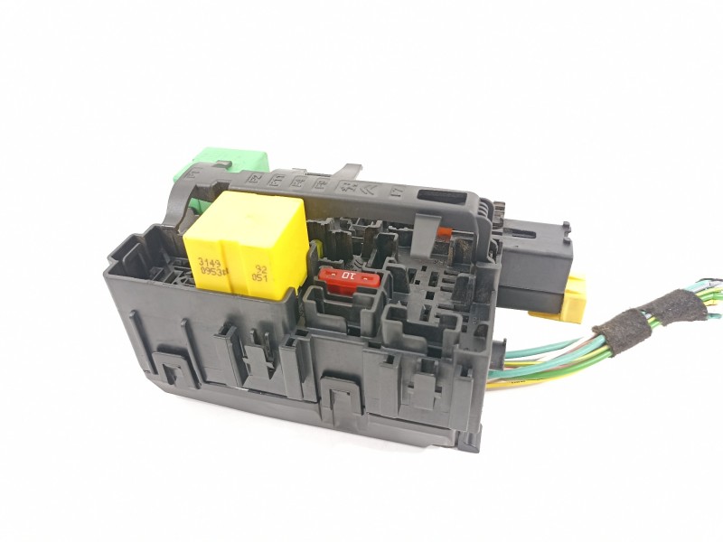 Recambio de caja reles / fusibles para citroën jumpy fugón club m referencia OEM IAM 9806192580  