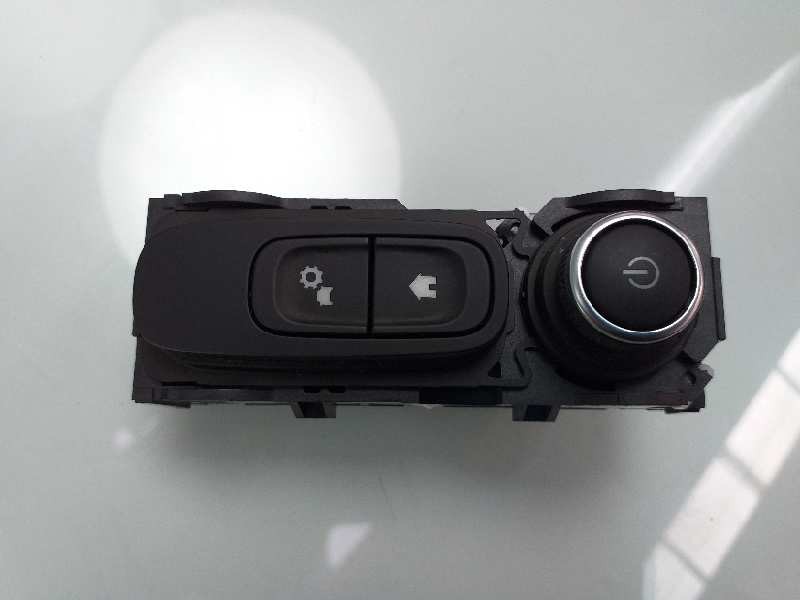 Recambio de mando multifuncion para renault clio iv zen referencia OEM IAM   