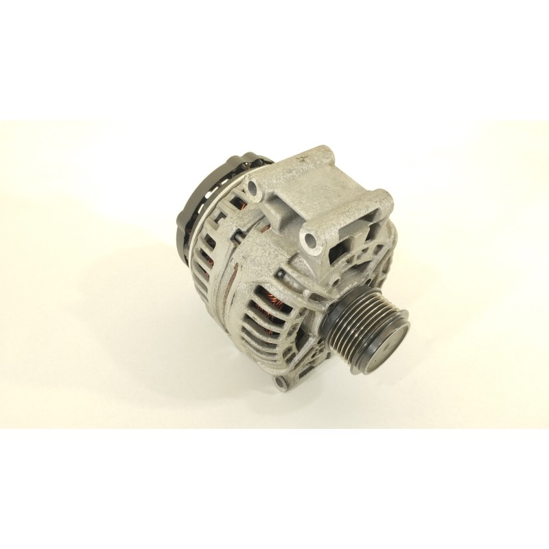 Recambio de alternador para audi a4 ber. (b8) básico referencia OEM IAM 06H903016L 0124525113 