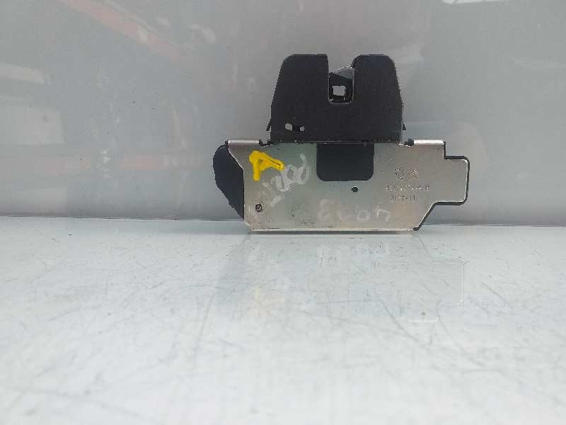 Recambio de cerradura maletero / porton para peugeot 2008 (--.2013) style referencia OEM IAM 9151487499H  
