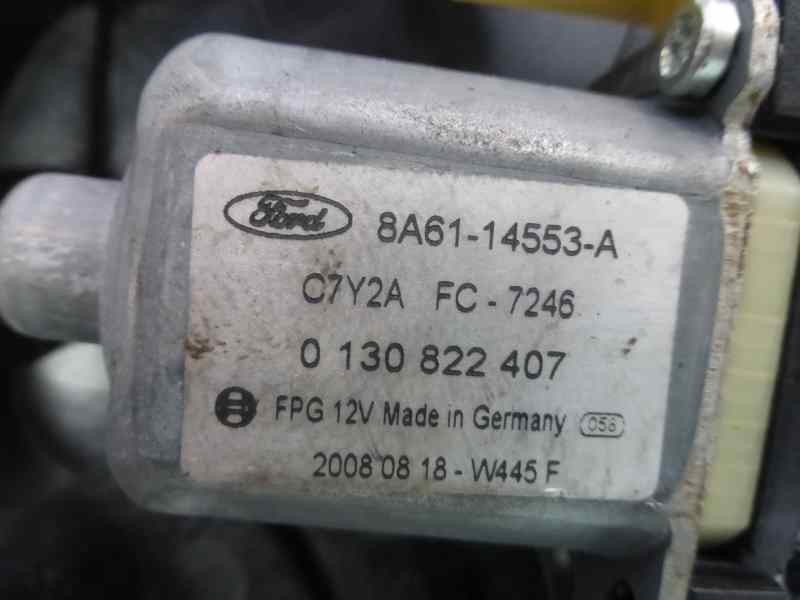 Recambio de elevalunas delantero derecho para ford fiesta (cb1) trend referencia OEM IAM 8A61A045H16AF 8A6114553A 0130822407