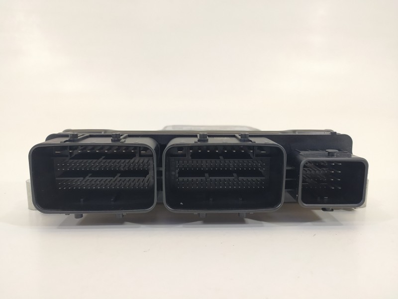 Recambio de centralita motor uce para dacia duster ii prestige 4wd referencia OEM IAM 237104328S 0281036484 