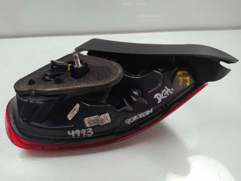 Recambio de piloto trasero derecho en porton para peugeot 2008 (--.2013) style referencia OEM IAM 9814757280  