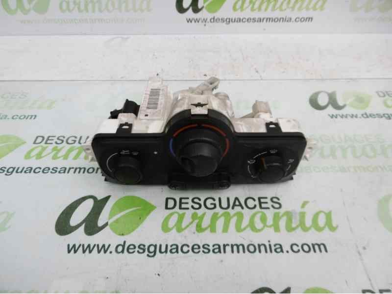 Recambio de mando calefaccion / aire acondicionado para renault megane ii berlina 5p emotion referencia OEM IAM 69420001 666445 