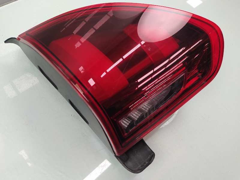 Recambio de piloto trasero izquierdo en porton para peugeot 2008 (--.2013) style referencia OEM IAM 9814758480  