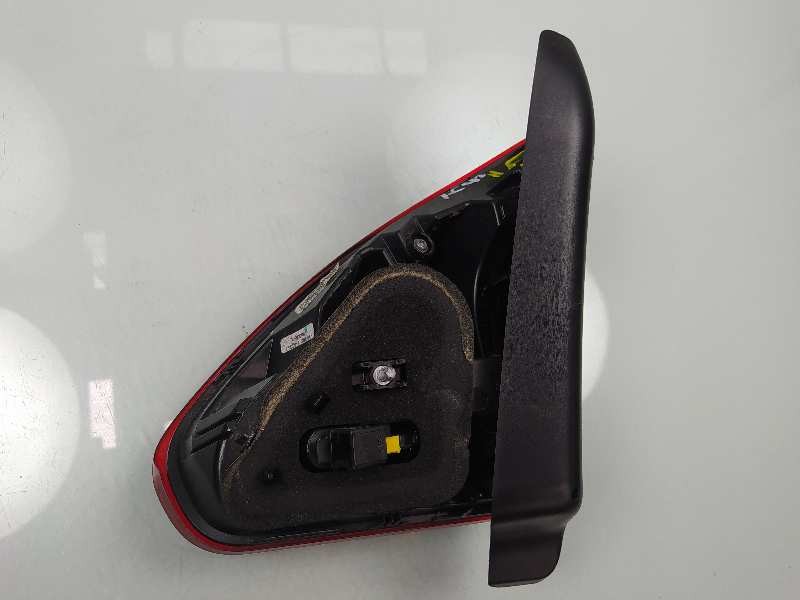 Recambio de piloto trasero izquierdo en porton para peugeot 2008 (--.2013) style referencia OEM IAM 9814758480  