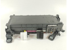Recambio de caja reles / fusibles para mercedes-benz clase b (w246) b 200 cdi (246.208) referencia OEM IAM A2465400240  