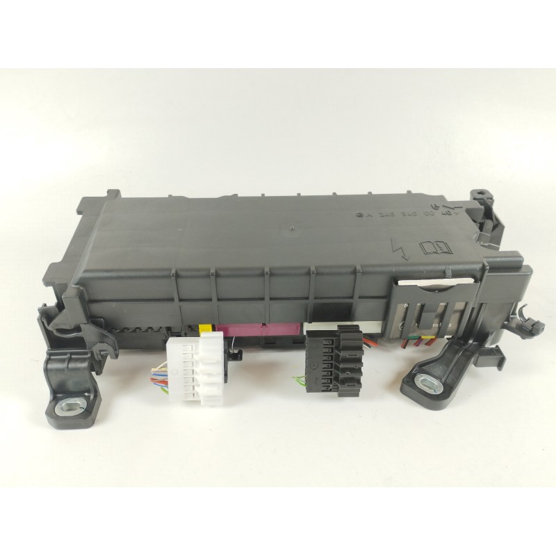 Recambio de caja reles / fusibles para mercedes-benz clase b (w246) b 200 cdi (246.208) referencia OEM IAM A2465400240  